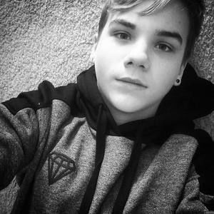 Meet your Posher, Evan